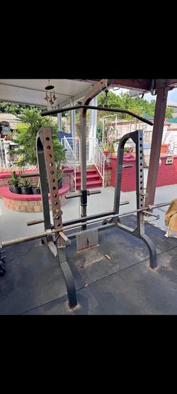 Squat rack with weights