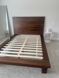 Dania queen bed and dresser