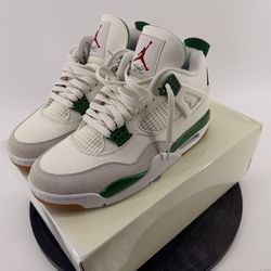 Air Jordan 4 SB Pine Green Men’s Sneakers 9.5