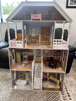 Doll House Like New