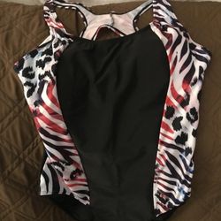 New One Piece Swimsuit Size 2 Xl 20-22