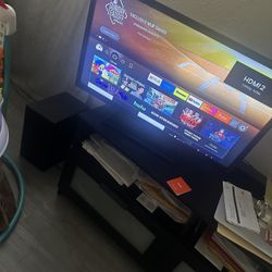 Sanyo Tv 42” & Insignia Tv 32”