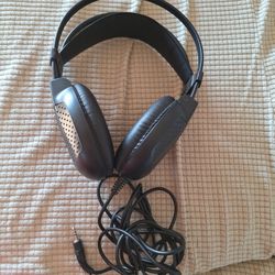 AKG K44 Perception Studio Headphones