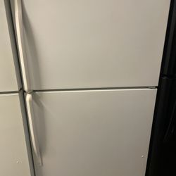 Whirlpool Refrigerator $230 Free Delivery