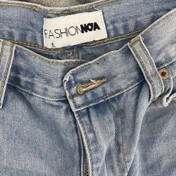 Fashionnova Mom Jeans 