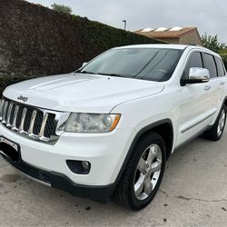 2013 Jeep grand Cherokee overland