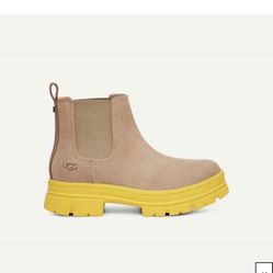 Ugg Ashton Chelsea Suede Boots