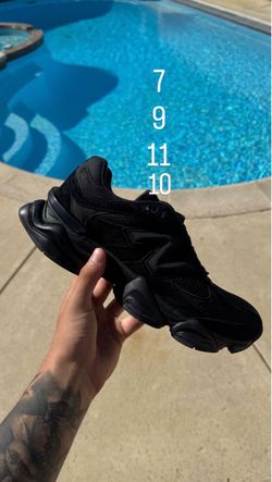 New Balance 9060 Triple Black Sneaker