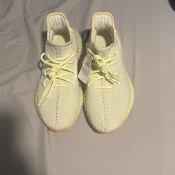 Yeezy Butters Size 9.5
