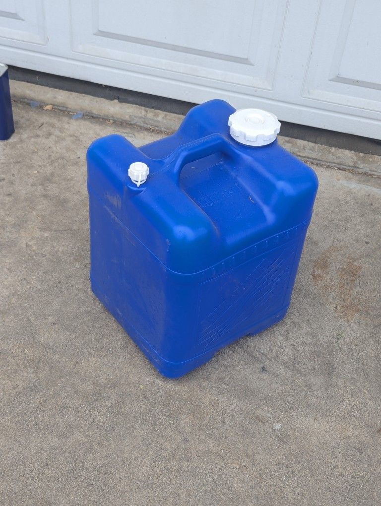 5 Gallon Reliance Survival Water Jug Never Used