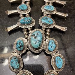 Beautiful handmade squash blossom necklace With Earrings