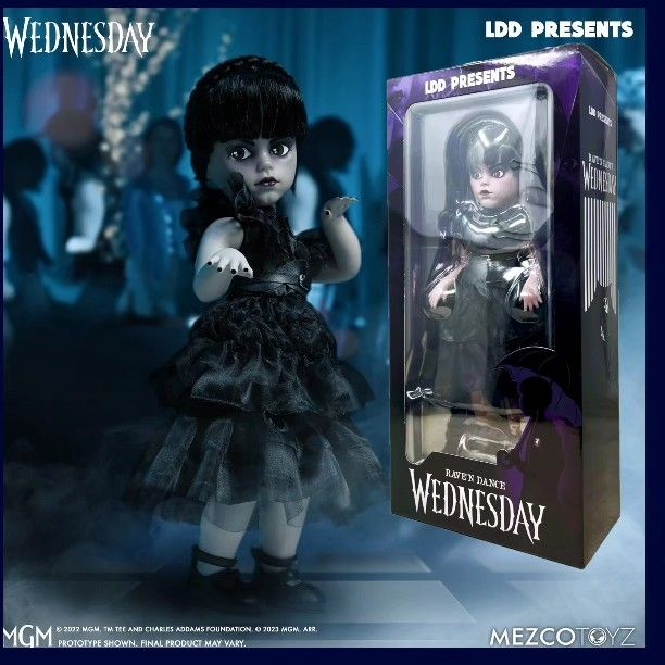 Wednesday Living Dead Dolls poupée Wednesday Addams Mezco Toys