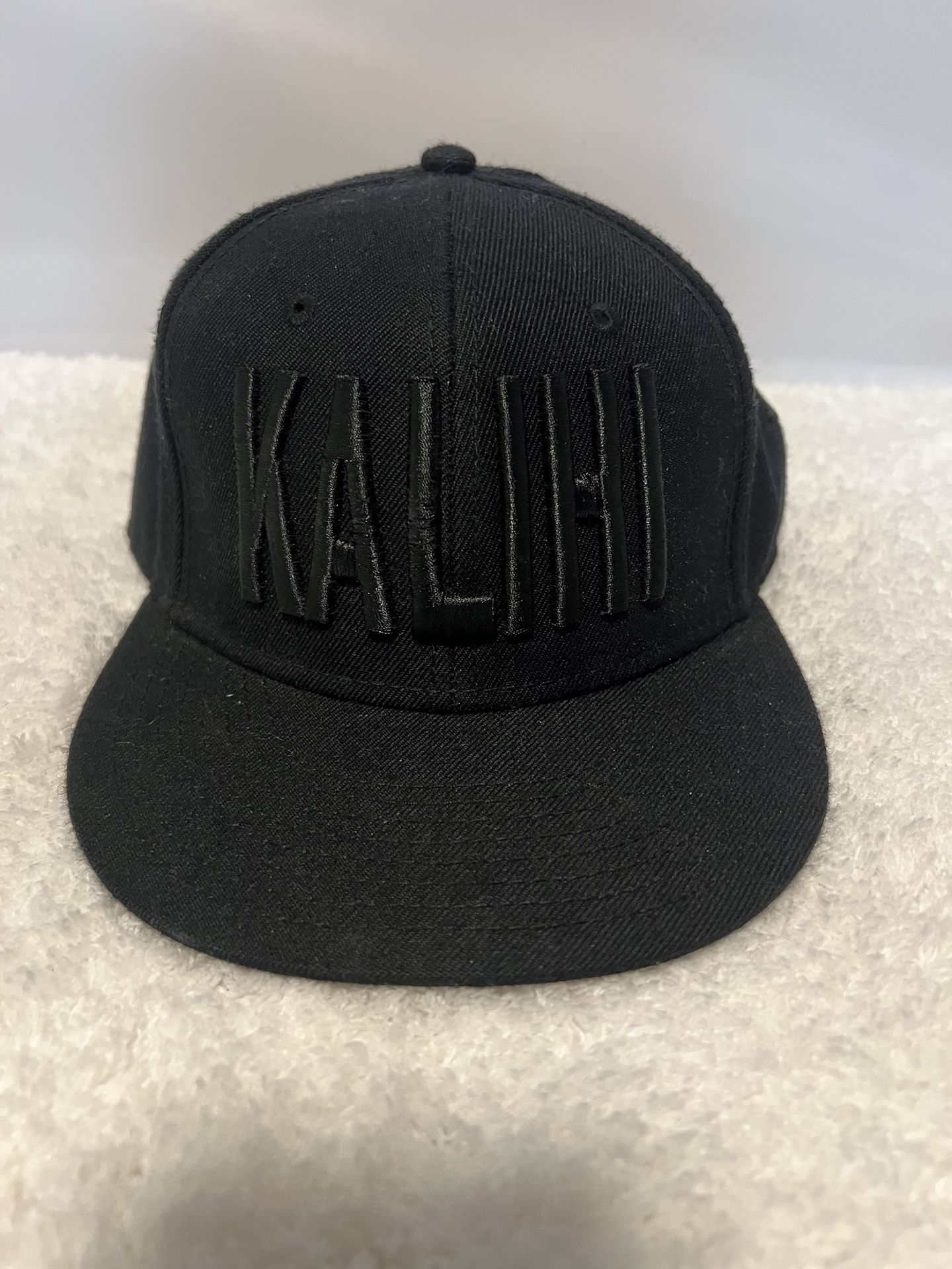 Kalihi with the Hawaiian islands Black Cap One Size Fits Most