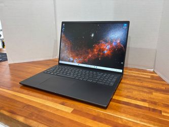 DELL VOSTRO 7620 i7-12700H 16GB 256GB RTX 3050 TI 4GB Graphics Gaming//Work Laptop