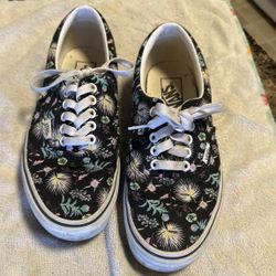 Women’s Vans Size 8 Floral Print 