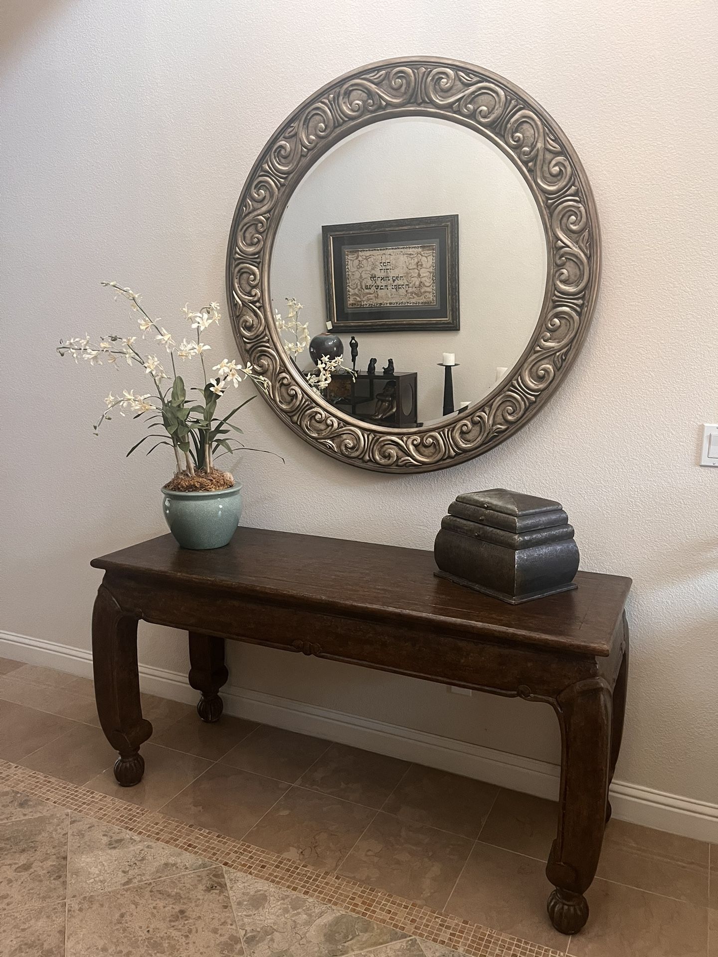 Entryway/ Console  Table