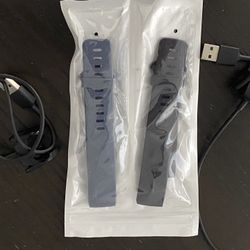 2 Chargers & 2 New Bands For A Fitbit Charge 3 