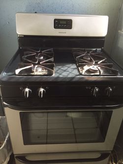 $80 trabaja muy bien precio firme le trabaja las 4 quemadores y horno