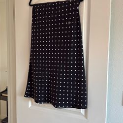 new never worn polka dot skirt