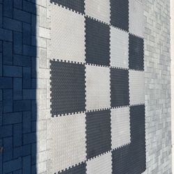 Interlocking Foam Floor Mats Set (Black & Gray)