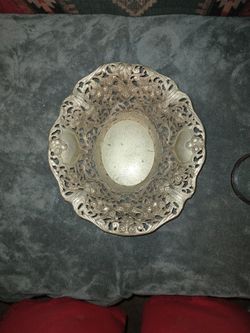 Godinger Silver Art Co. Nice Vintage Pierced Rose Design Bowl/Basket