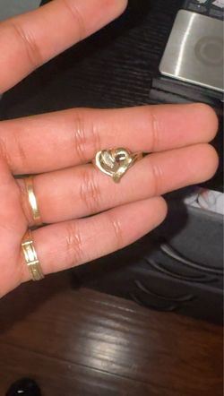 10kt gold heart ring