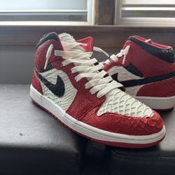 Jordan Retro 1 Chicago Size 10 In Men