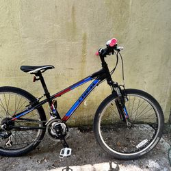 Trek Kids Mountain Bike 