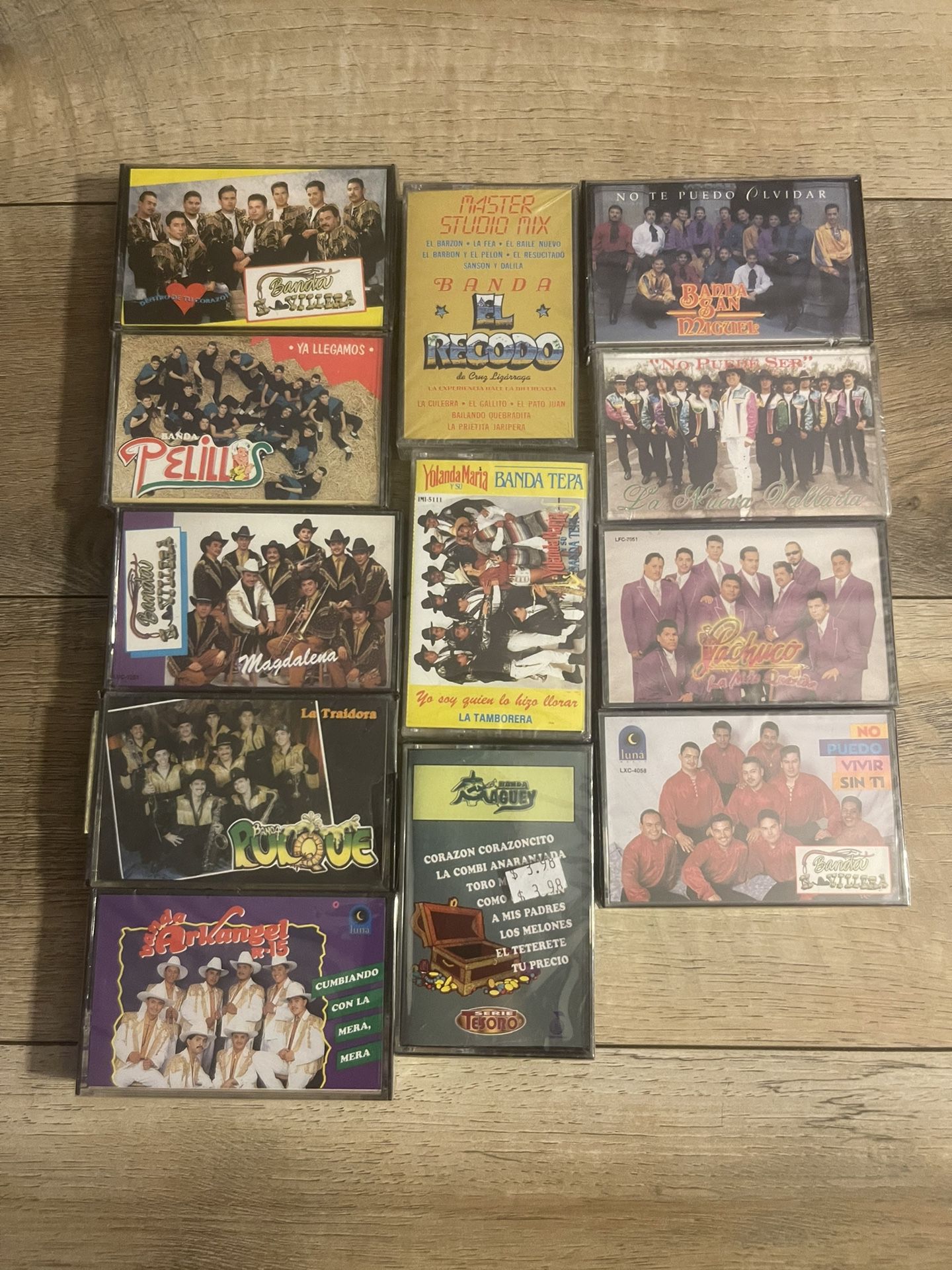 Lote De 12 Cassettes De Banda Nuevos 