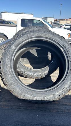 33x12.5R22 Nitto Trail Grapplers