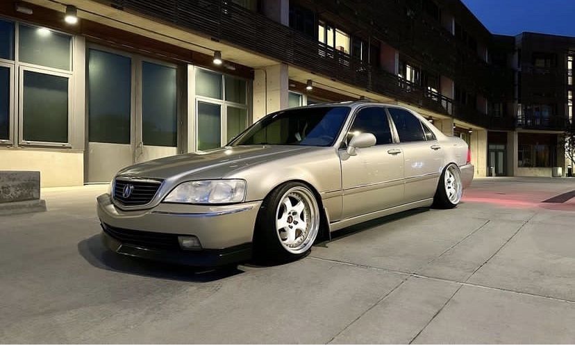 2004 Acura RL