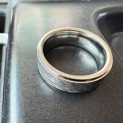 Wedding ring 
