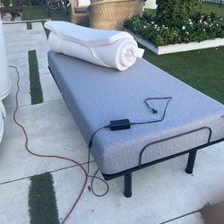 Twin XL Adjustable Bed Frame & gel memory foam matress