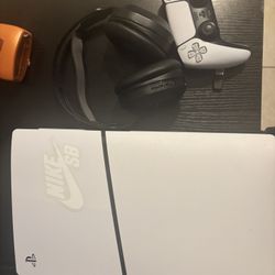 Ps5 slim + Turtle beach headphones