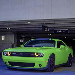 Dodge Challenger Scatpack Shaker 