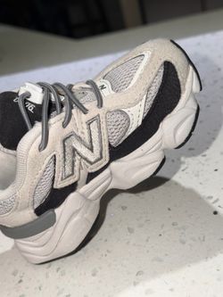 Toddler shoes  size 5