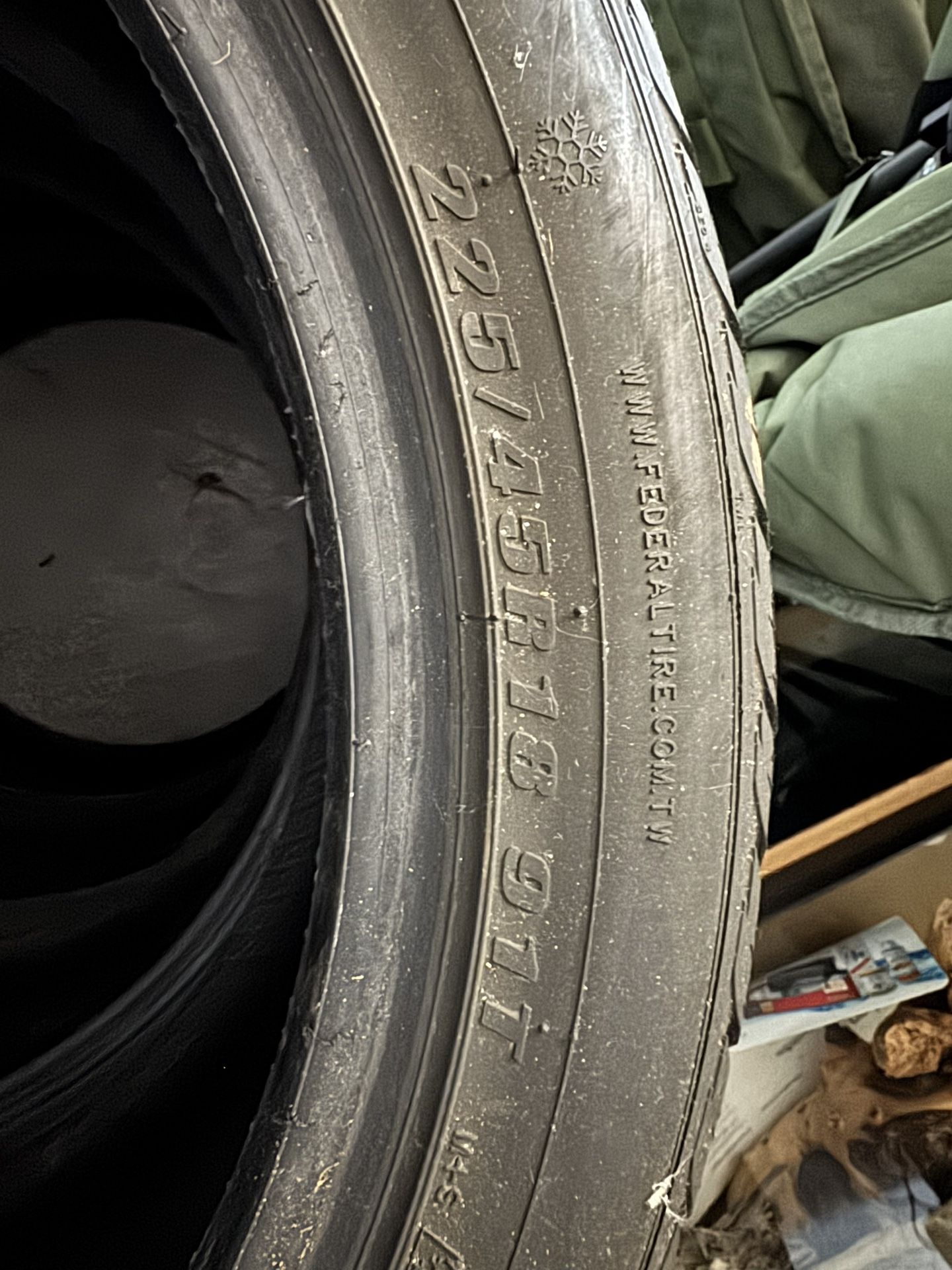 Federal Snow Tires 225 45/R 15 91T