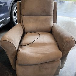 Electronic Recliner. Used But Clean. 