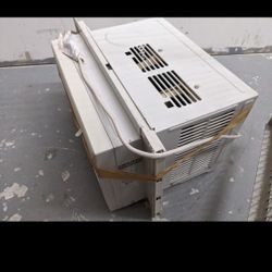 Air Conditioner Unit With Window Skirt