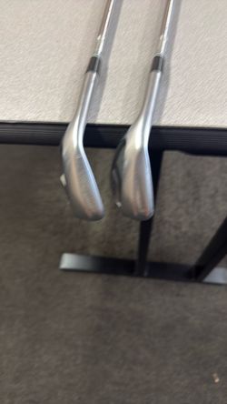 Left hand Cleveland Zip core cbx   wedges