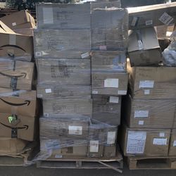 Pallets Of New Lights