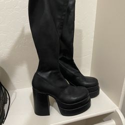 Black Brats Boots