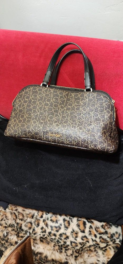Calvin Kllein purse