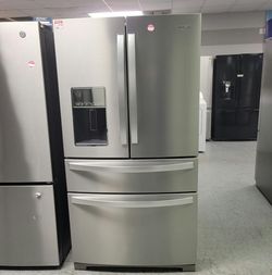Whirlpool 4‑Door French Door Fridge – Stainless, Water Dispenser