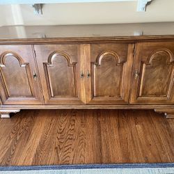Antique Solid Wood Buffet/cabinets