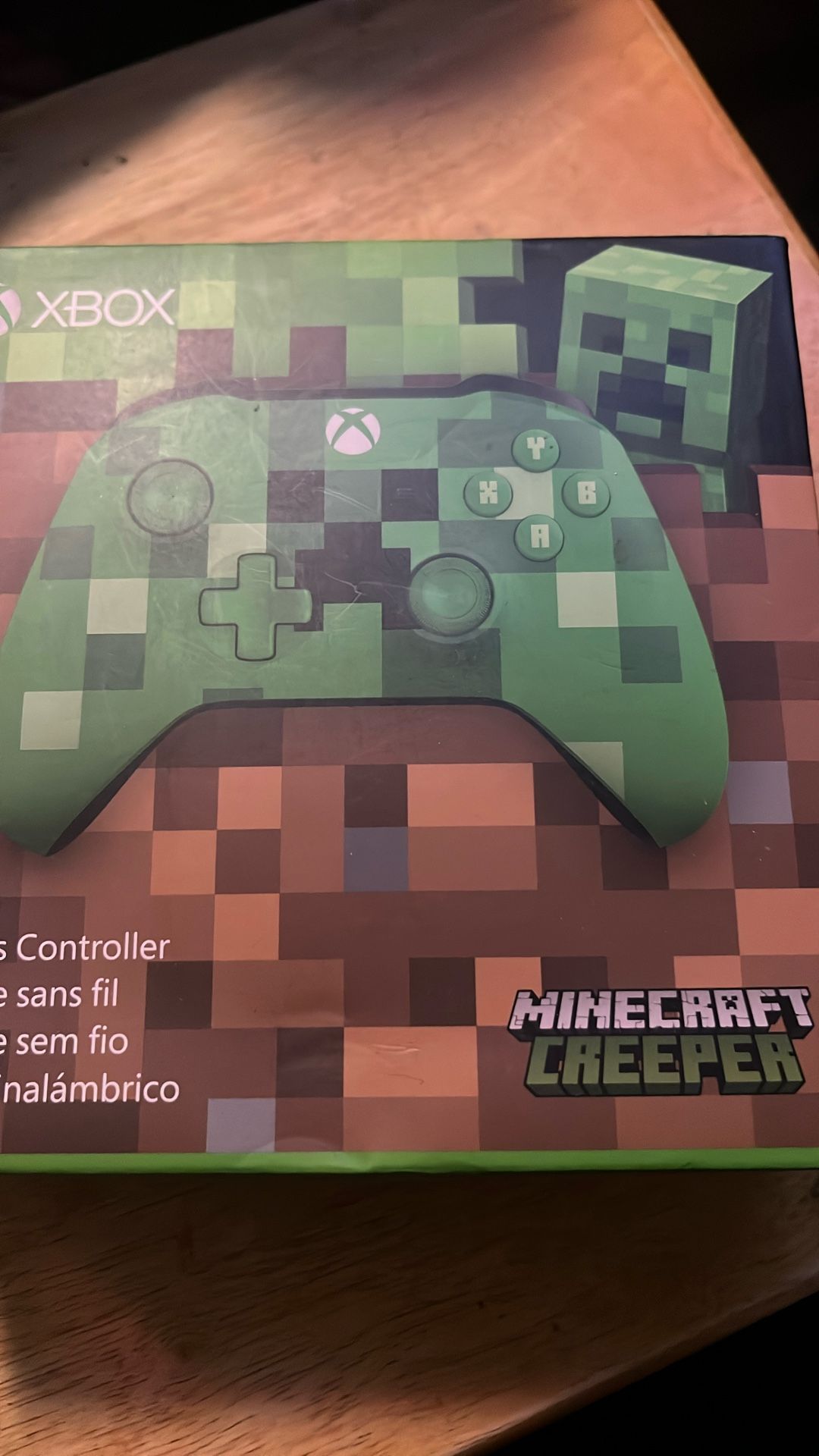 Xbox Minecraft creeper controller