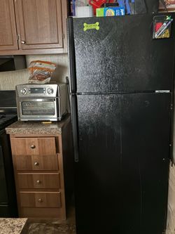 Black whirlpool fridge