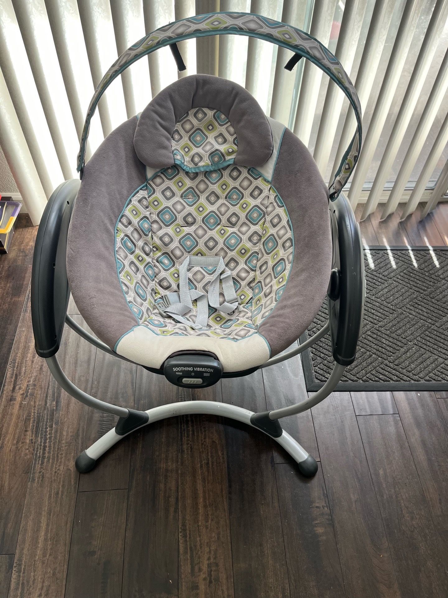 Graco baby swing