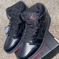 Air Jordan 1