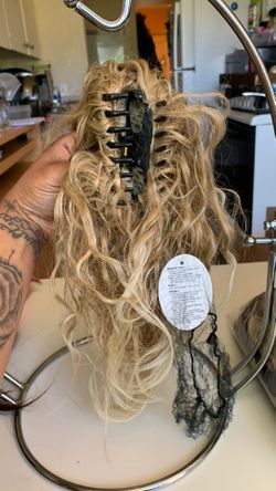 Never used !! Pony tails great for a slick backed pony tail